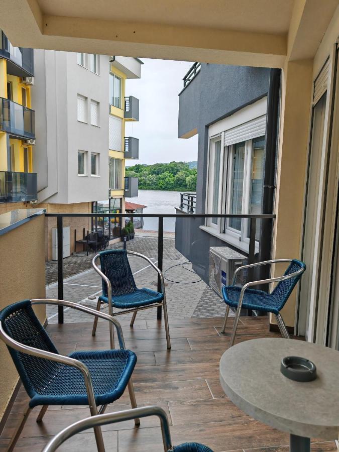 Imperial Lägenhet Veliko Gradište Exteriör bild