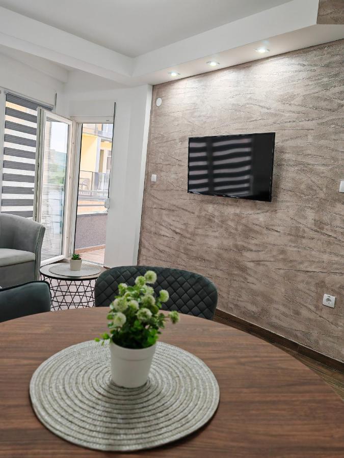 Imperial Lägenhet Veliko Gradište Exteriör bild