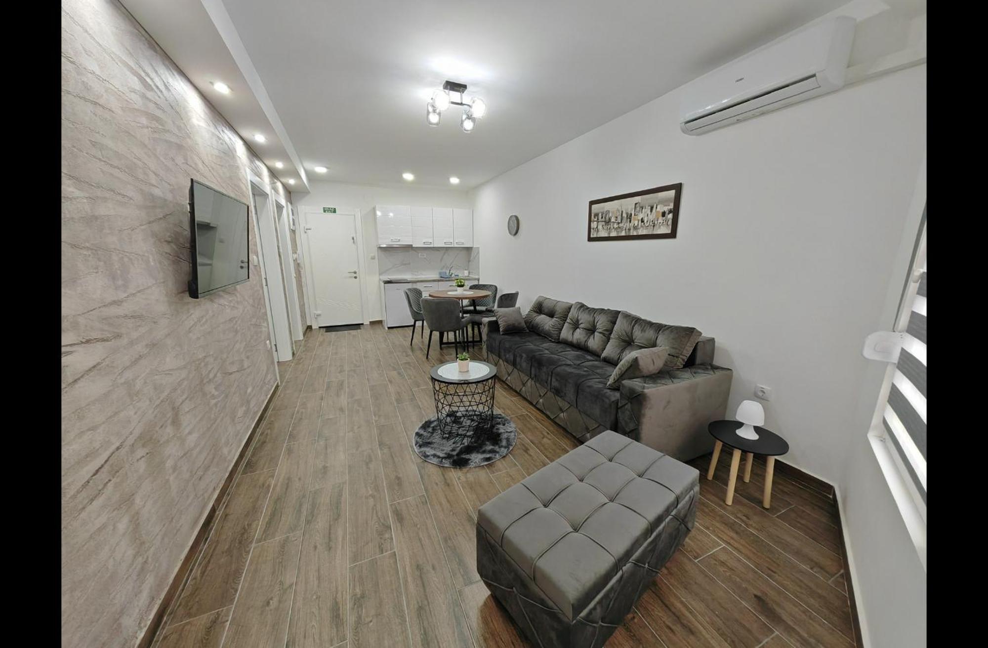 Imperial Lägenhet Veliko Gradište Exteriör bild